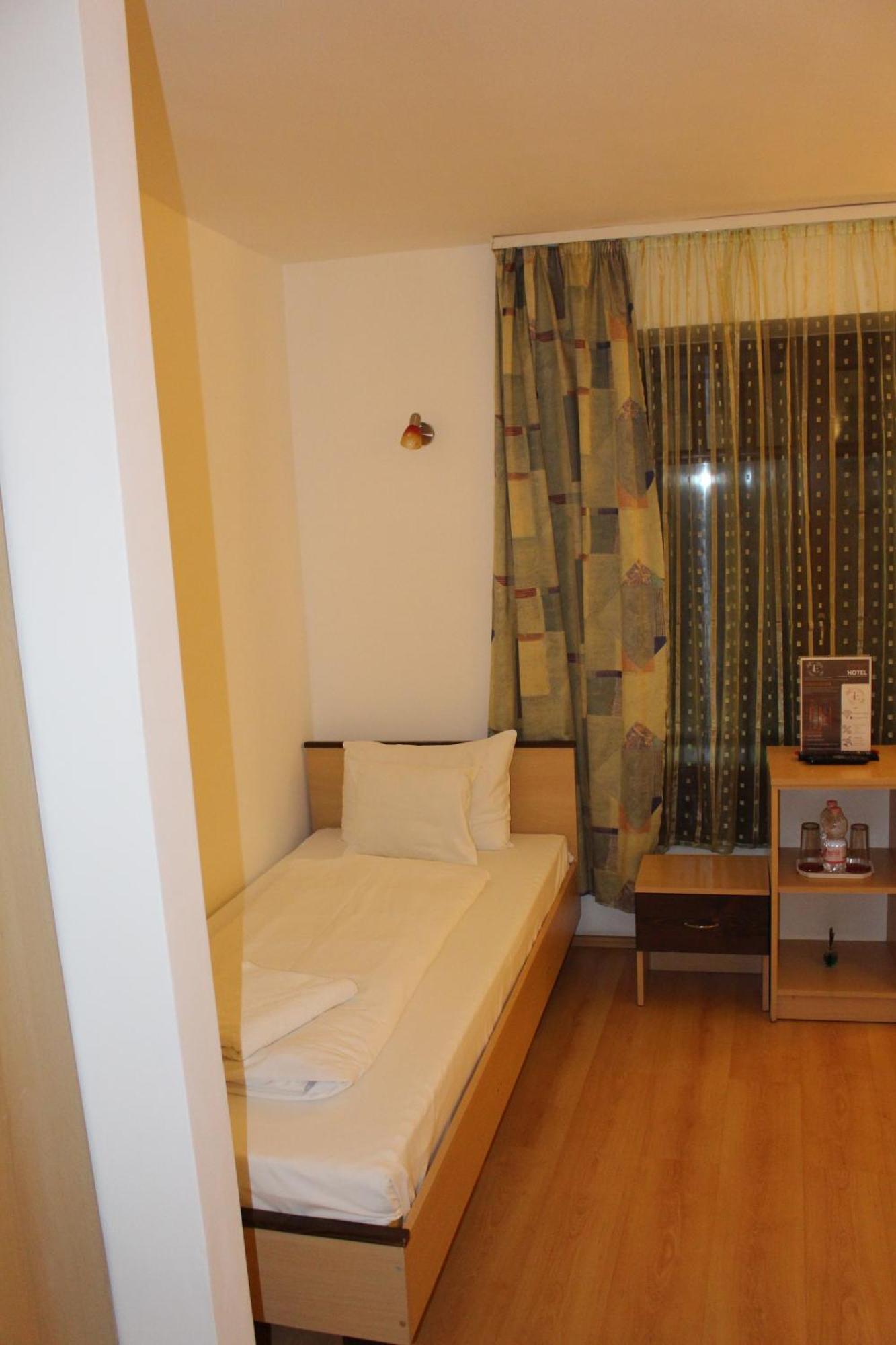 Esprit Hotel Budapest Eksteriør billede