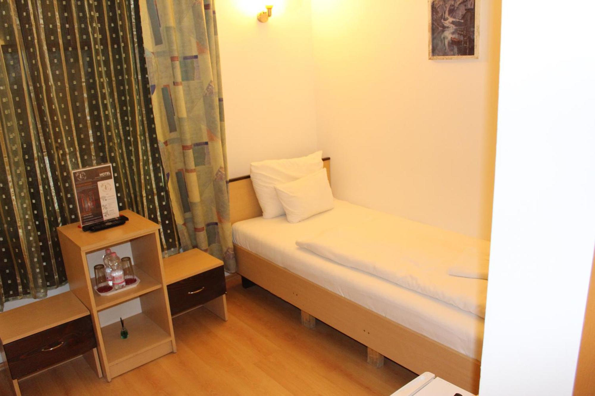 Esprit Hotel Budapest Eksteriør billede