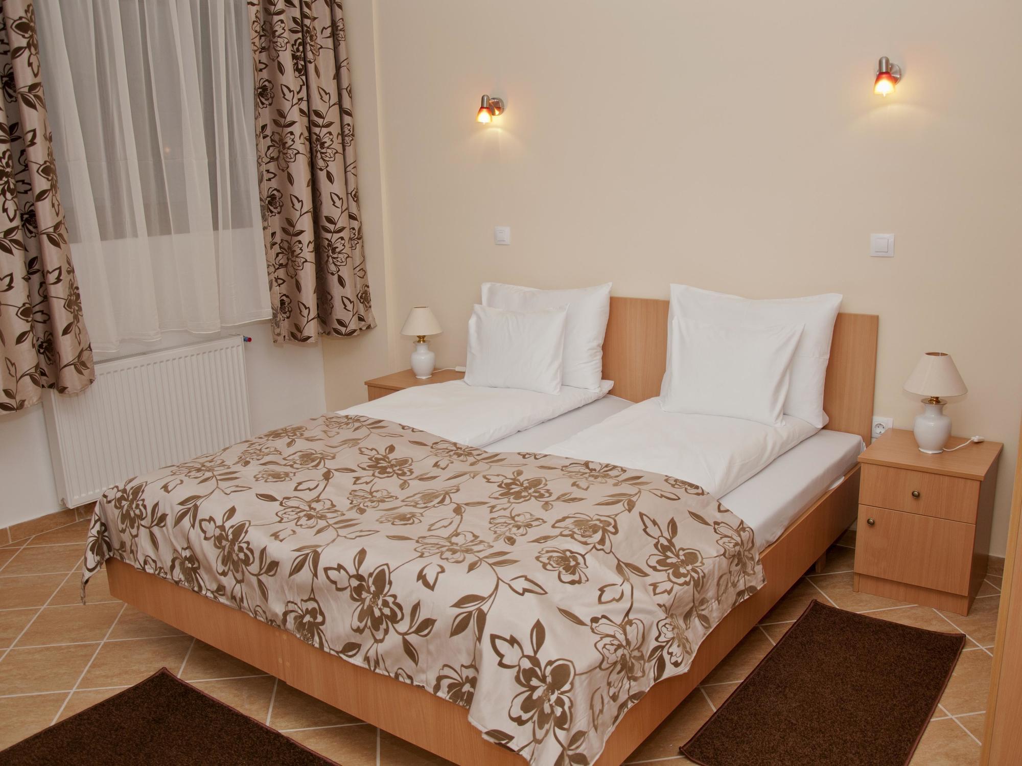 Esprit Hotel Budapest Eksteriør billede
