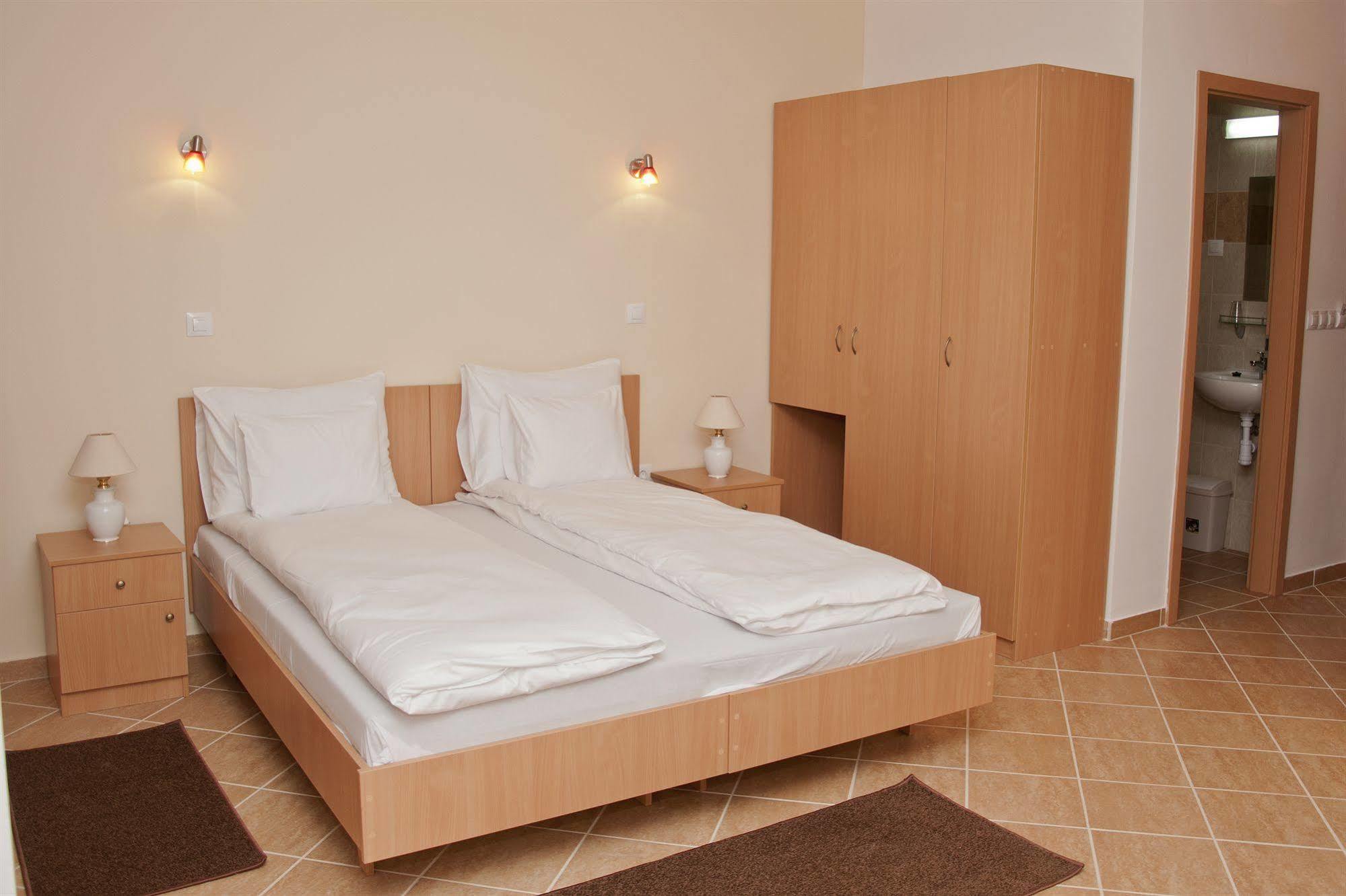 Esprit Hotel Budapest Eksteriør billede